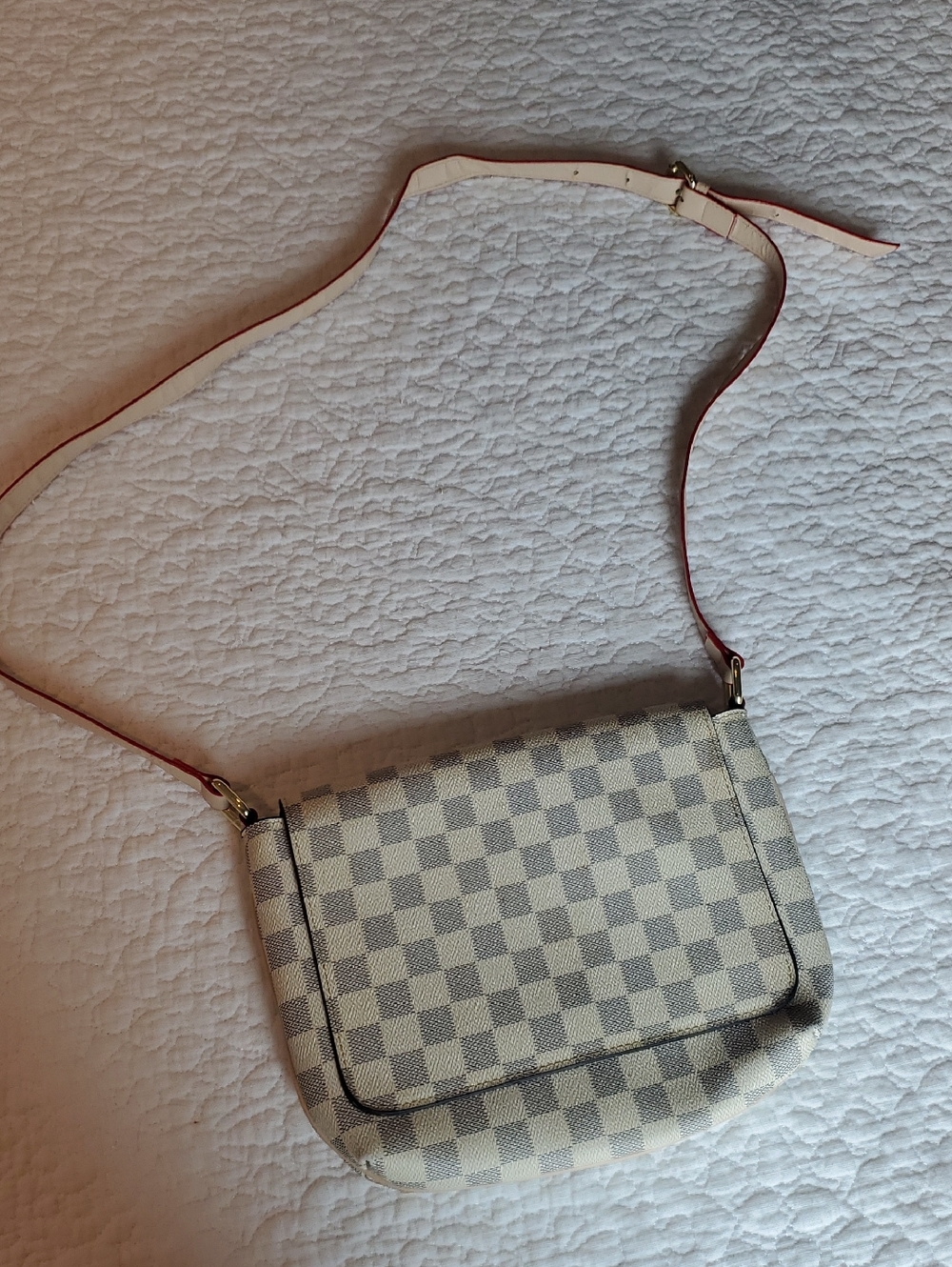 Cream Checkered Crossbody Bag with Red-Trim Strap
